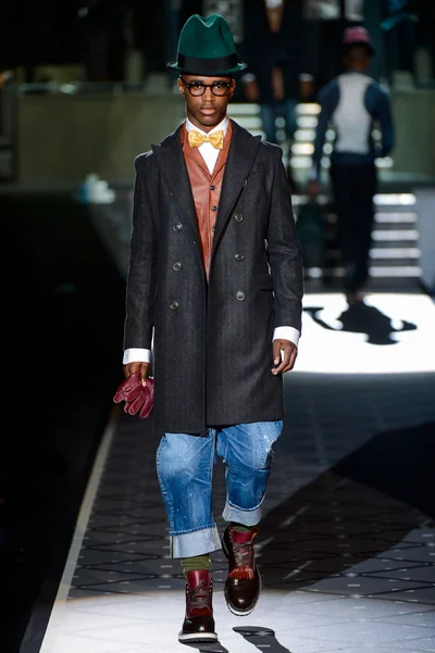 Look 8